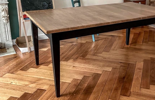 Pourquoi choisir une table en bois massif ? 
