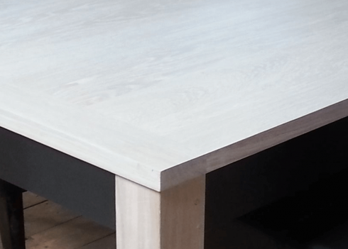 Table à allonges CONTEMPORAINE - bois de chêne massif Detail