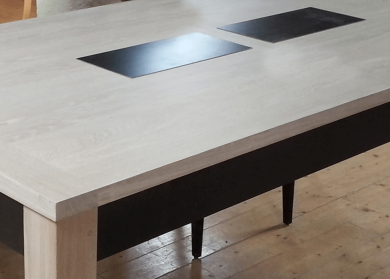Table fixe CONTEMPORAINE - Métal et bois de chêne massif incrustation